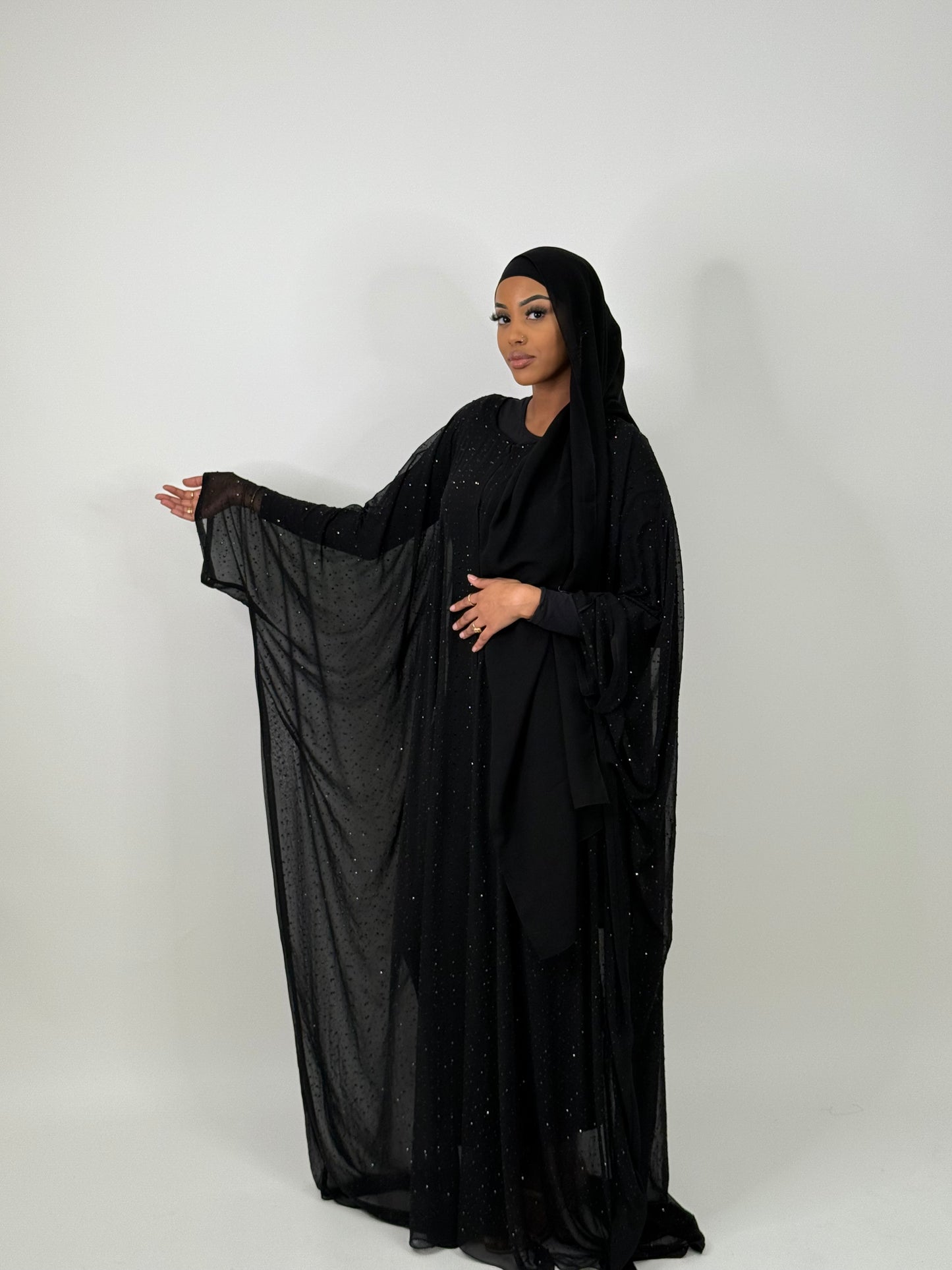 HER abaya