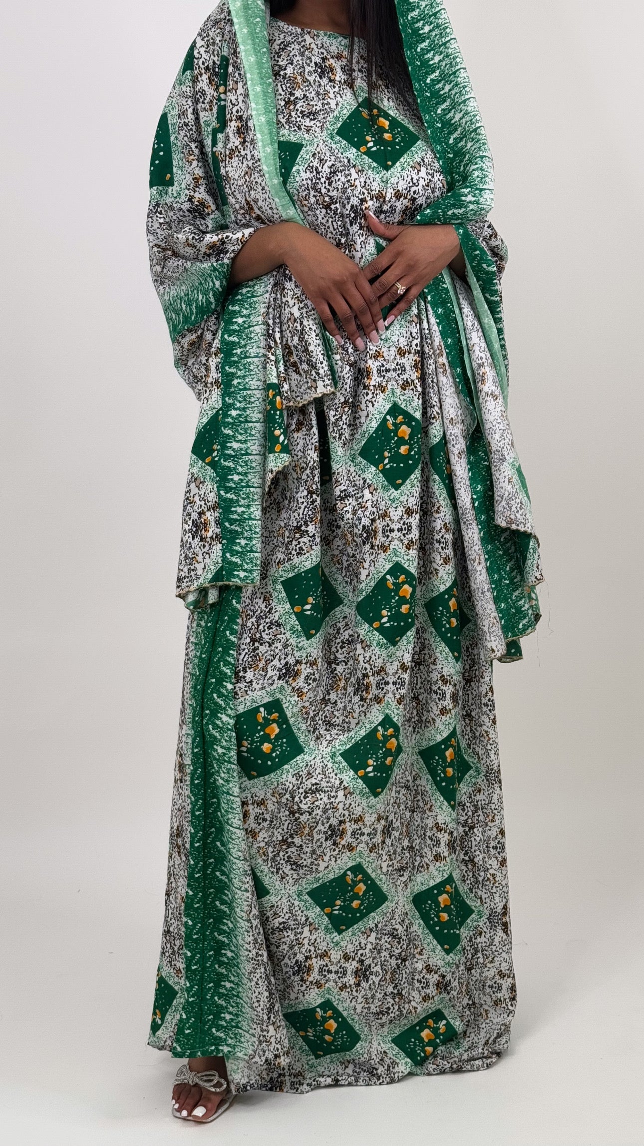 Chic Dark Green Baati Set